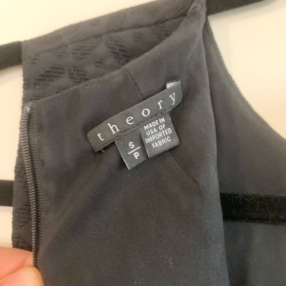 THEORY Black Sleeveless Quilted Wool Career Top - Picture 4 of 7